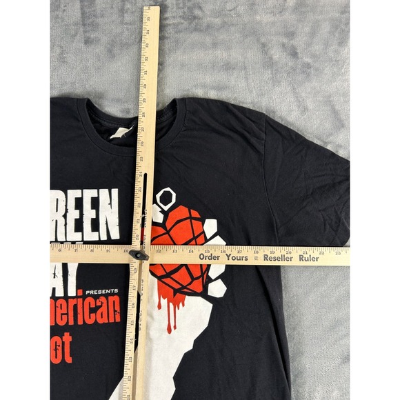 VTG Green Day American Idiot Album Graphic T-Shirt Men's M Punk Rock Band Tee - Picture 3 of 6